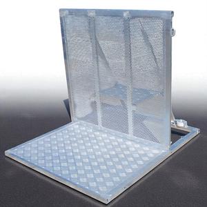 frontstage_barrier_300px_0.jpg